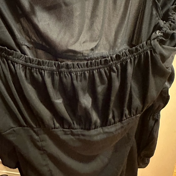 Black long sleeve ruffle dress - Picture 5 of 9